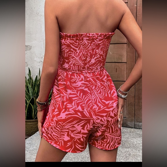 Cupshe romper - Picture 3 of 5